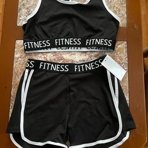 Sport top and shorts pants set